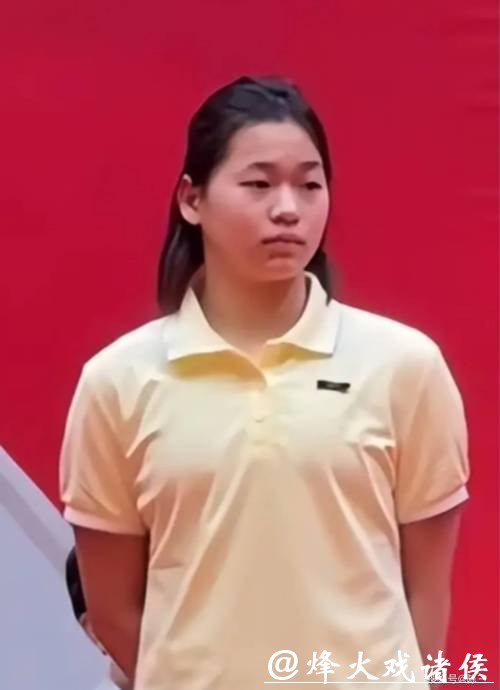 退役谣言刚平息!全红婵新身份炸场,陈若琳盼她冲2028神迹 退役谣言刚平息!全红婵新身份炸场,陈若琳盼她冲2028神迹